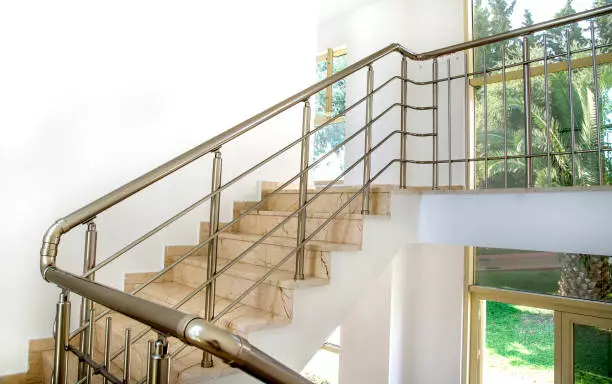 railing aluminium balkon