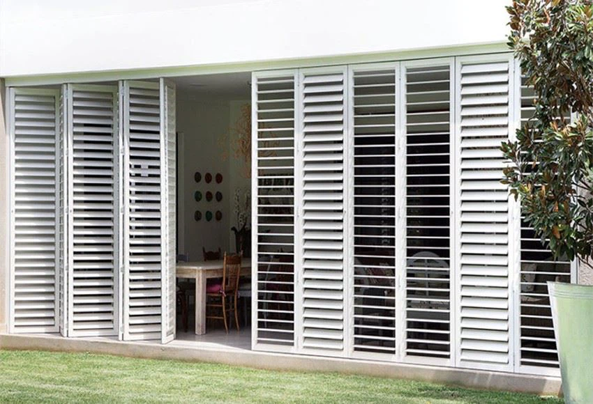 pintu aluminium louver